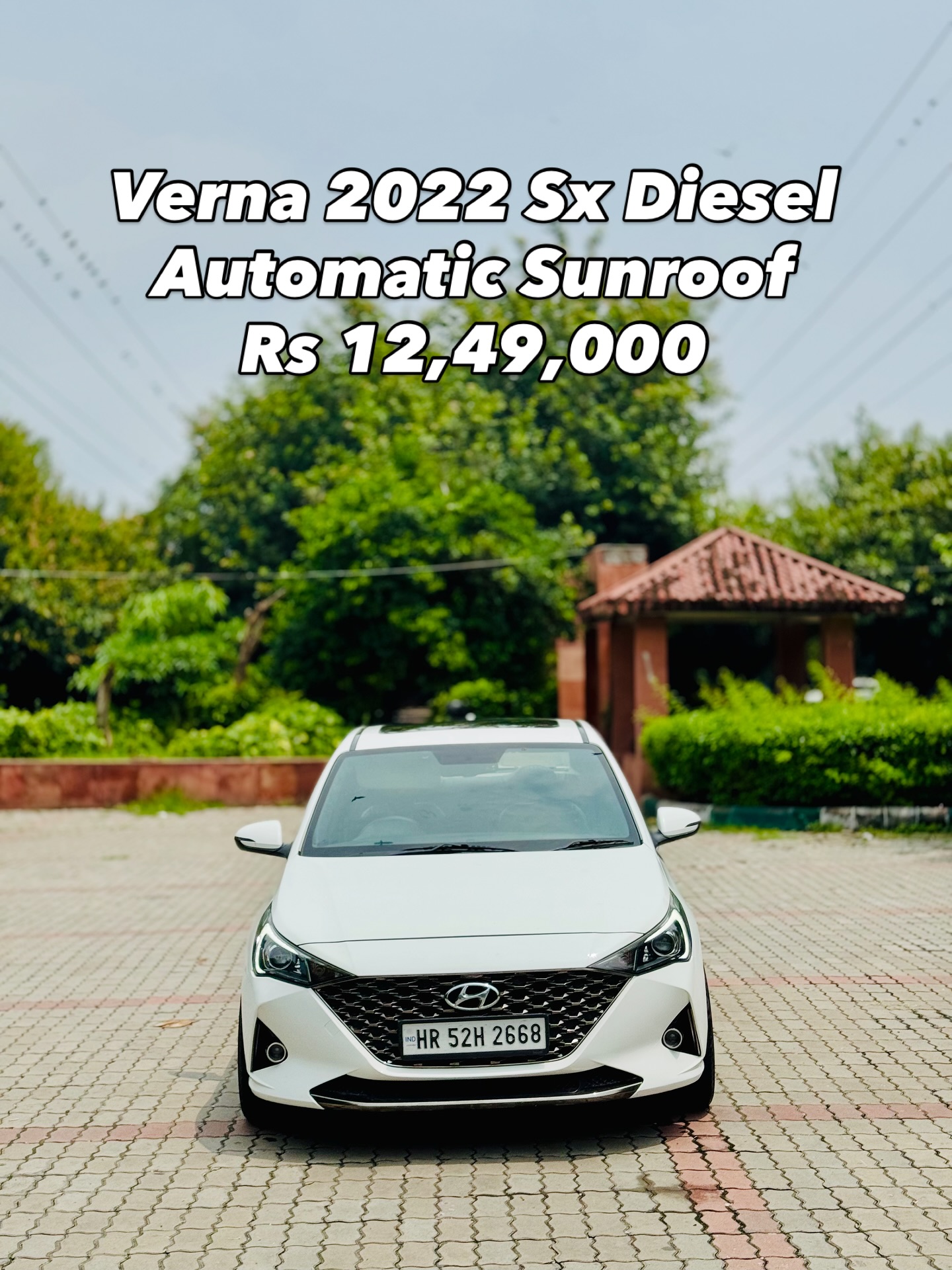 HYUNDAI VERNA automatic diesel with sunroof